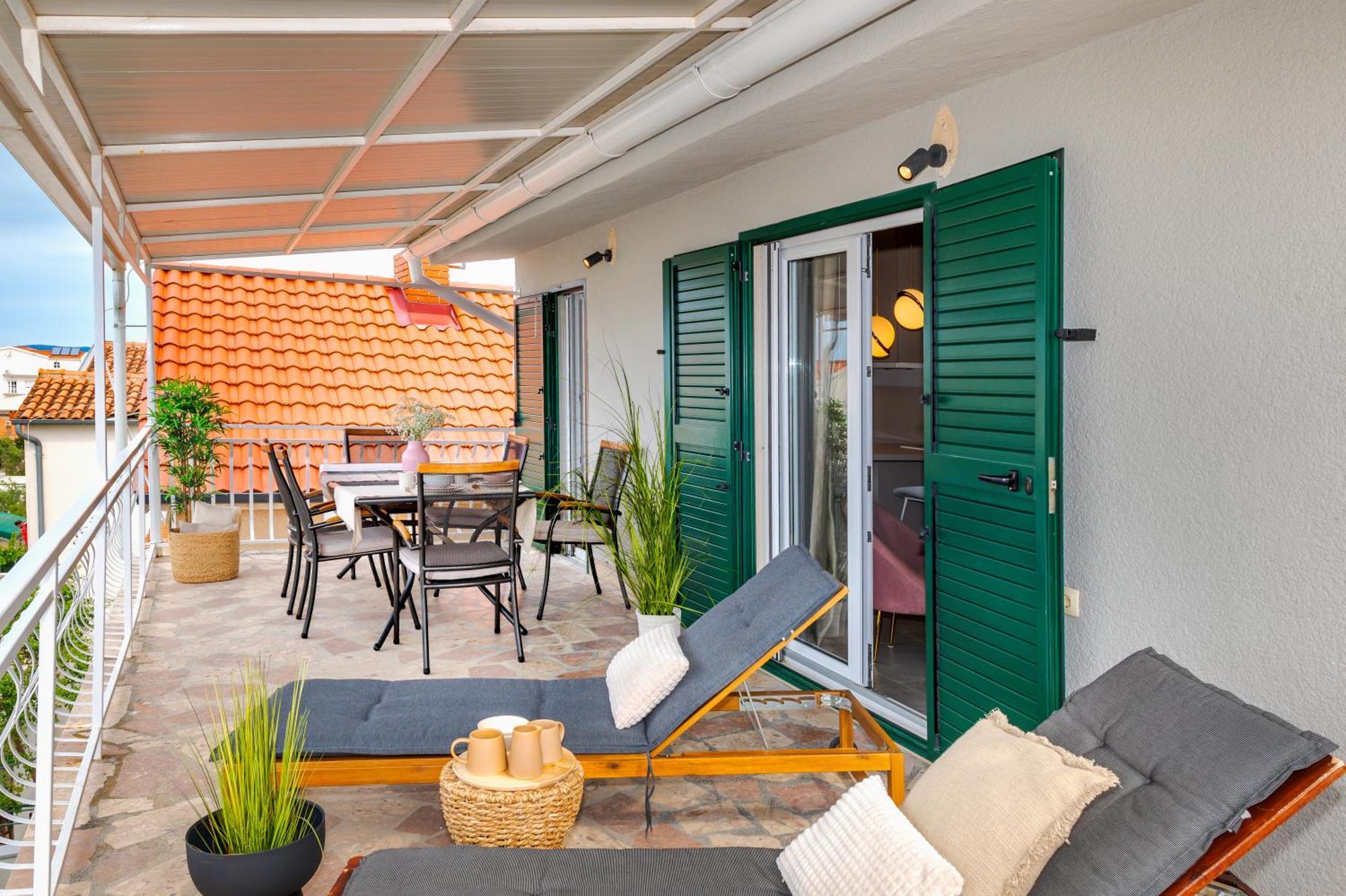 שיבניק Danica Luxury Seaside Apartment מראה חיצוני תמונה
